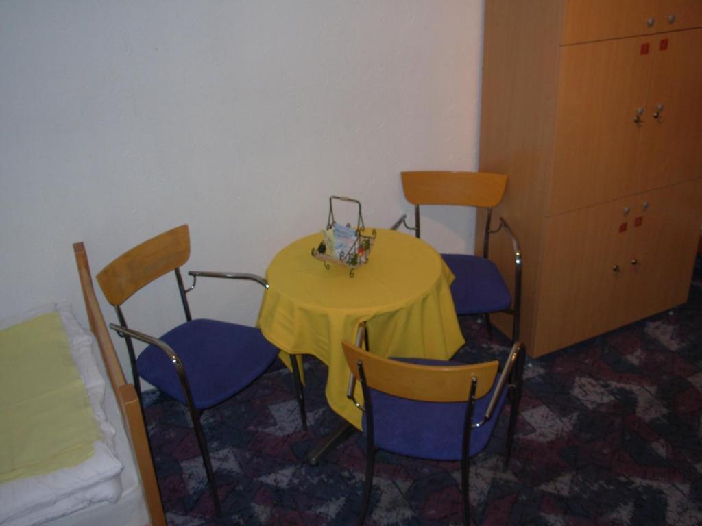 Hostel 021 Novi Sad Eksteriør billede