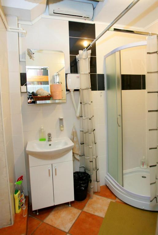 Hostel 021 Novi Sad Eksteriør billede