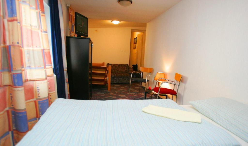 Hostel 021 Novi Sad Værelse billede