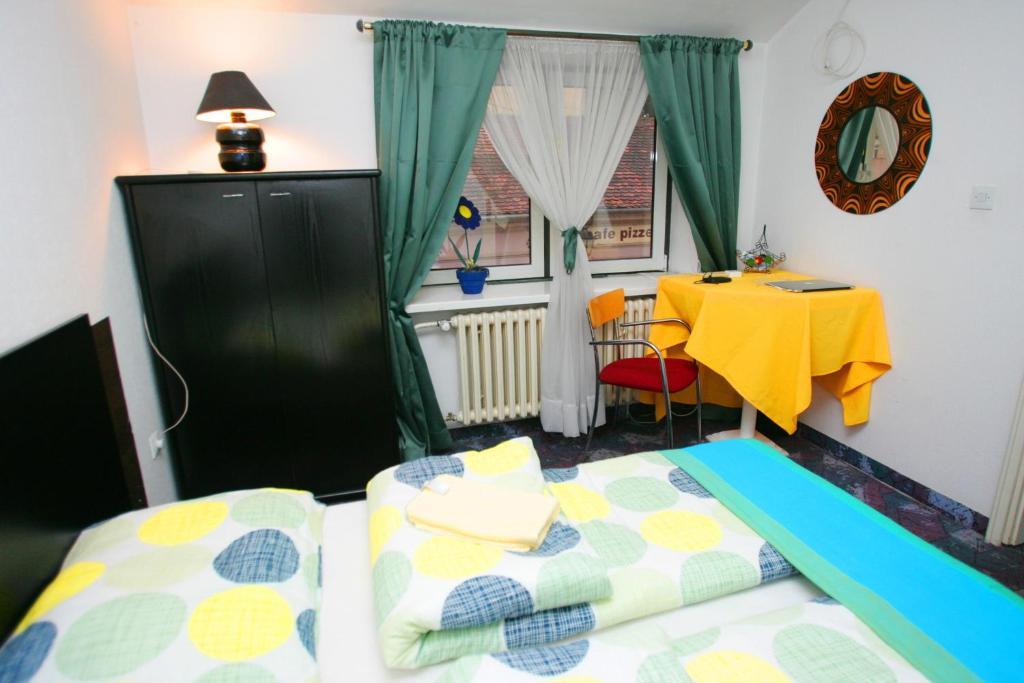Hostel 021 Novi Sad Værelse billede