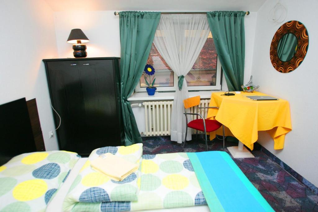 Hostel 021 Novi Sad Værelse billede