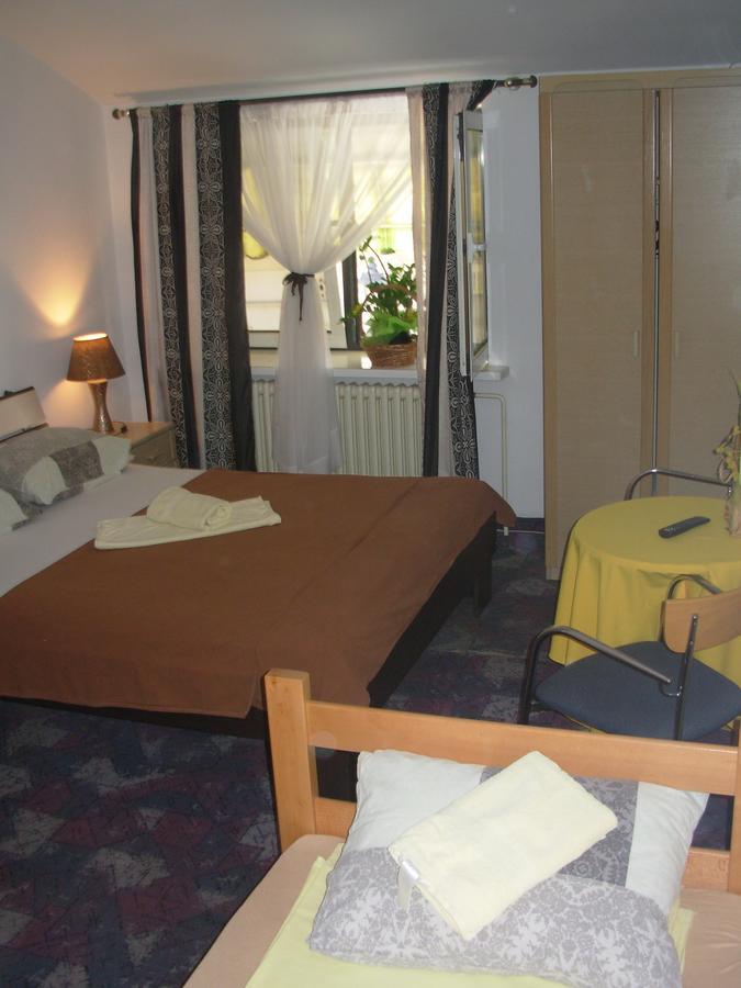 Hostel 021 Novi Sad Eksteriør billede